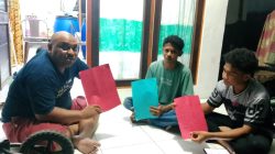 Isto dari SMK Sura Dewa Tunjukkan Bakat Sastra Dalam Menulis Puisi Kritik Sosial