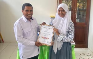 Medali emas nasional, Lembaga Kompetisi Nasional, Beasiswa prestasi, Flores Timur, Sekolah unggulan, Kompetisi sains