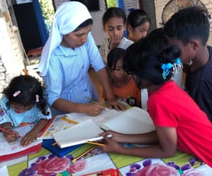 Nara Eban, Desa Bantala, Suster Ines, Seni Lukis Abstrak, Pendidikan Karakter, Kreativitas Anak, Maria Bunda Berbelaskasih, Ketekunan Belajar