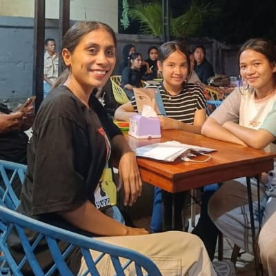 Ngopi Puisi 15, Bengkel Seni Milenial, Zaeni Boli, Vilan, Hari Puisi Indonesia, Larantuka, Monolog, Literasi