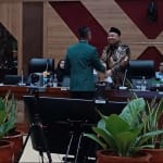 Maksimus Masan Kian, Komisi X DPR RI, Senayan, Universitas Negeri Jakarta, Moh. Takdir, Lalu Hadrian Irfani, Unifah Rosyidi, Flores Timur, Guru Honorer, UU Sisdiknas
