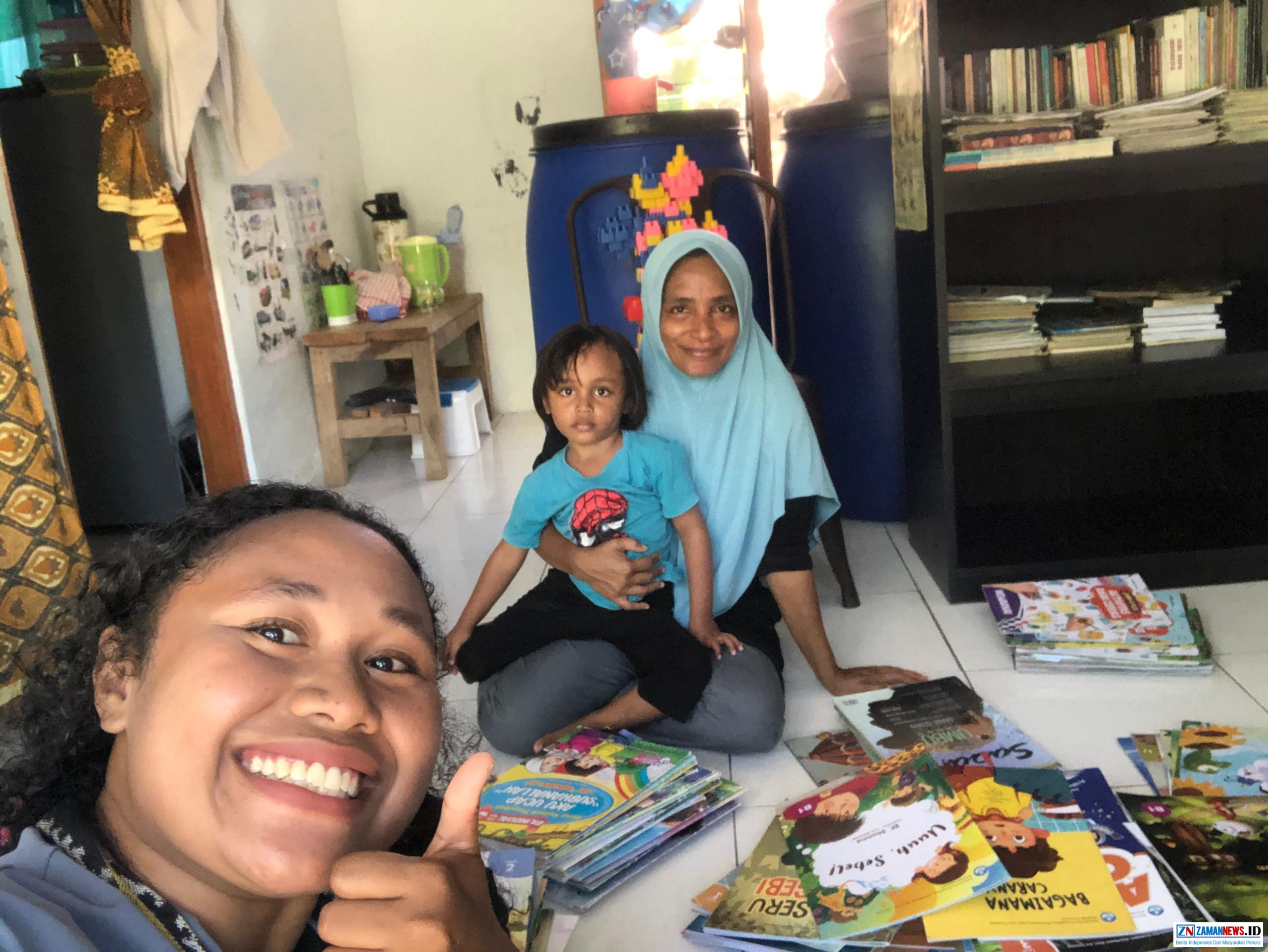 Komunitas Nara Eban, TBM Lautan Ilmu, Moh Zaini Ratuloli, Pinjam Gulir Buku, Flores Timur, Literasi Akar Rumput, Budaya Baca, Sinergi Komunitas
