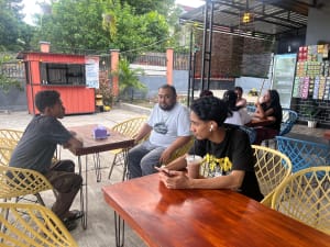Bengkel Seni Milenial, Moh Zaini Ratuloli, Dewa Aza, Cafe Gado Gado Bu Warno, SMK Sura Dewa, Larantuka, Film Pendek, Kreativitas Lokal